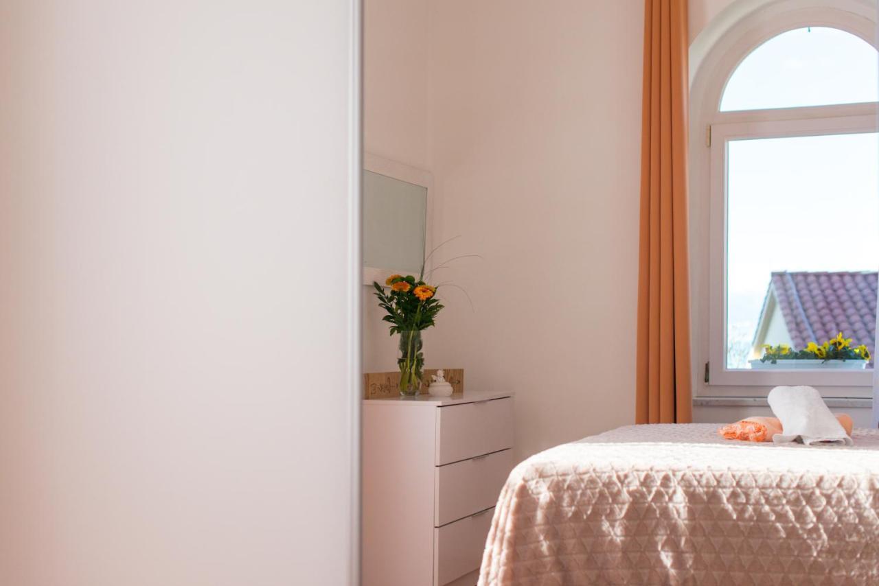 Studio Apartment Vittoria Lovran Exteriör bild
